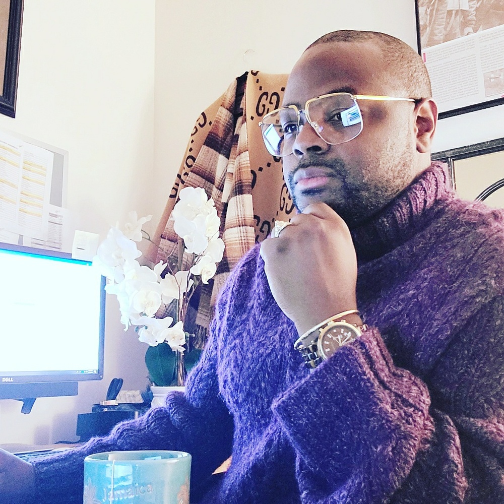 Meet your Posher, Derrell